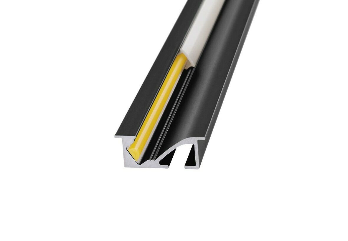 <span style="font-weight: bold;">АЛЮМИНИЕВЫЙ ПРОФИЛЬ 24х09х3000, ЧЕРНЫЙ</span>